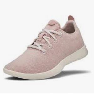 Allbirds Women’s Wool Runners in Tuke Dusk, size 8